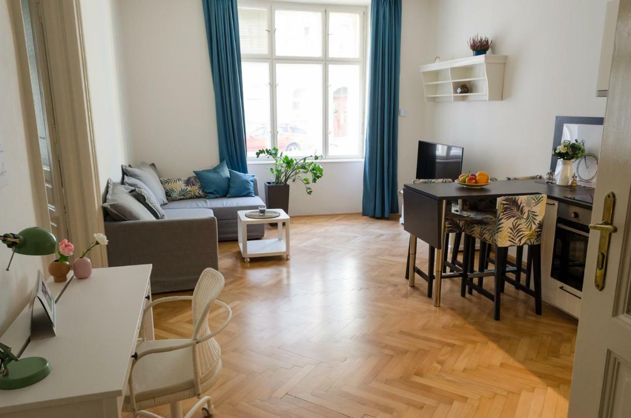 Oltec Apartment Brno Esterno foto